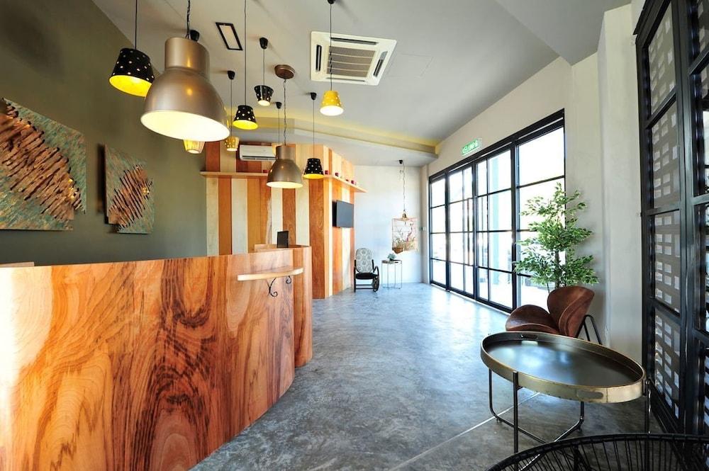 Finess Basic Hotel Malacca Ngoại thất bức ảnh
